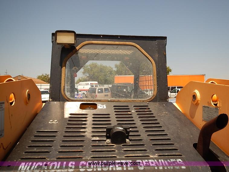 image for item J3142 2001 Mustang 2042 skid steer