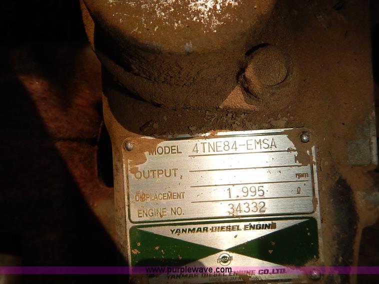 image for item J3142 2001 Mustang 2042 skid steer