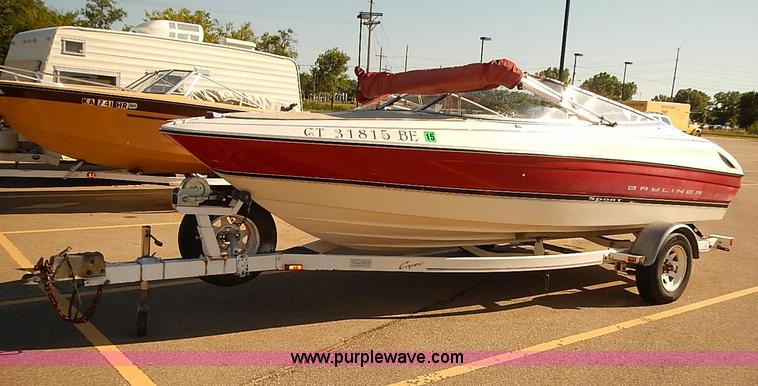 image for item J3151 1995 Bayliner Sport Capri 1850 SS boat
