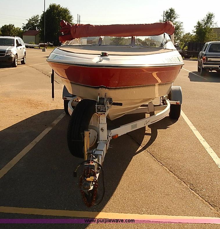 image for item J3151 1995 Bayliner Sport Capri 1850 SS boat