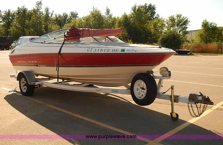 image for item J3151 1995 Bayliner Sport Capri 1850 SS boat