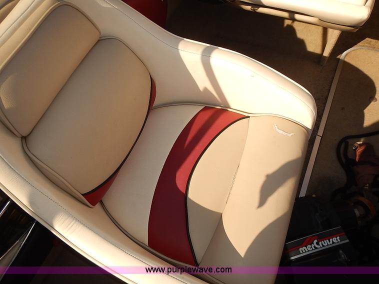 image for item J3151 1995 Bayliner Sport Capri 1850 SS boat