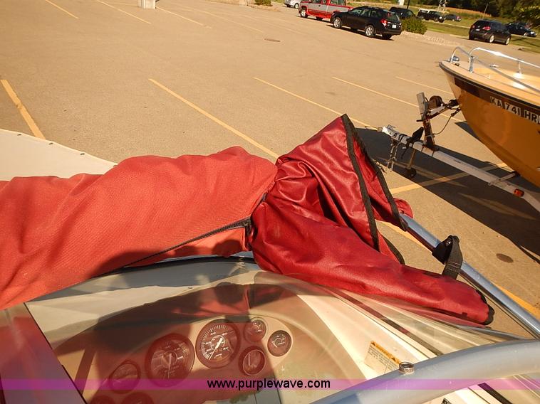 image for item J3151 1995 Bayliner Sport Capri 1850 SS boat