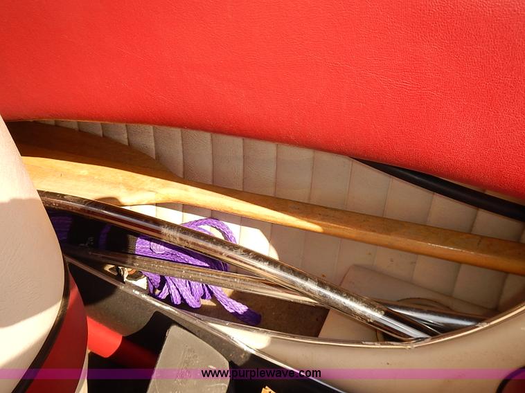 image for item J3151 1995 Bayliner Sport Capri 1850 SS boat