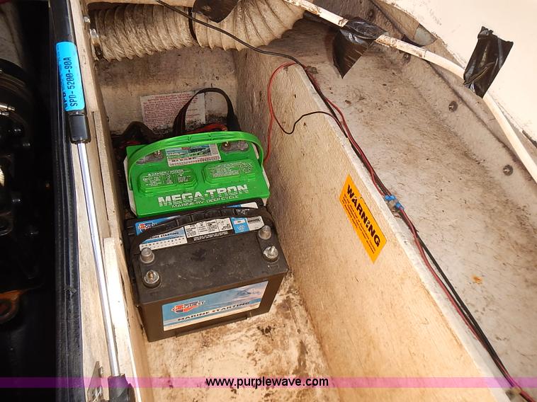 image for item J3151 1995 Bayliner Sport Capri 1850 SS boat