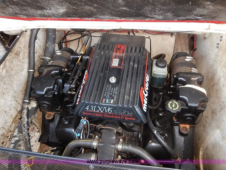 image for item J3151 1995 Bayliner Sport Capri 1850 SS boat