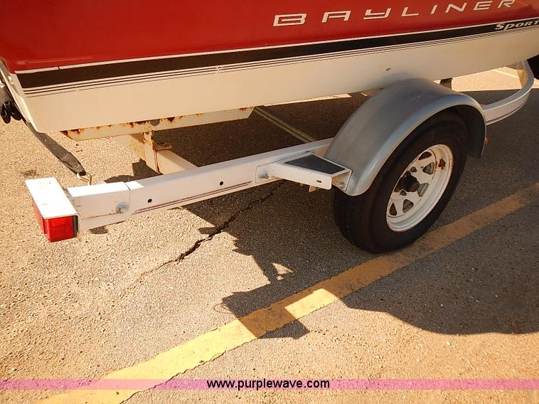 image for item J3151 1995 Bayliner Sport Capri 1850 SS boat