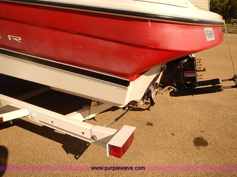 image for item J3151 1995 Bayliner Sport Capri 1850 SS boat