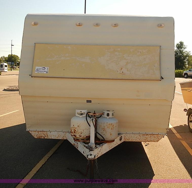 image for item J3152 1977 Coachman Cadet camper