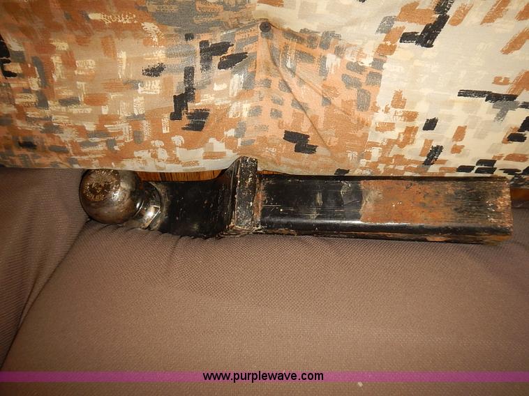 image for item J3152 1977 Coachman Cadet camper