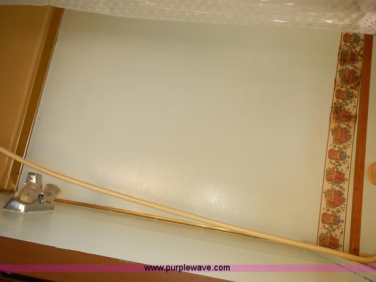 image for item J3152 1977 Coachman Cadet camper