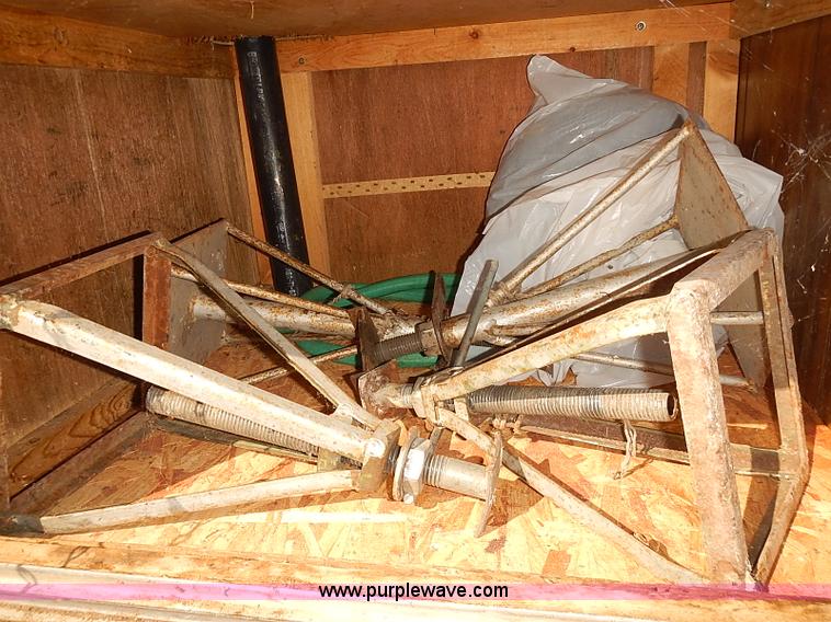 image for item J3152 1977 Coachman Cadet camper