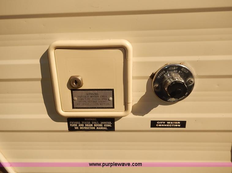 image for item J3152 1977 Coachman Cadet camper