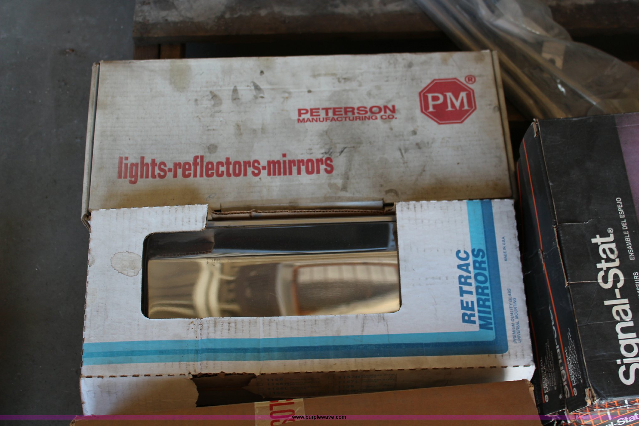 (15) assorted mirrors in Topeka, KS Item BA9082 sold Purple Wave