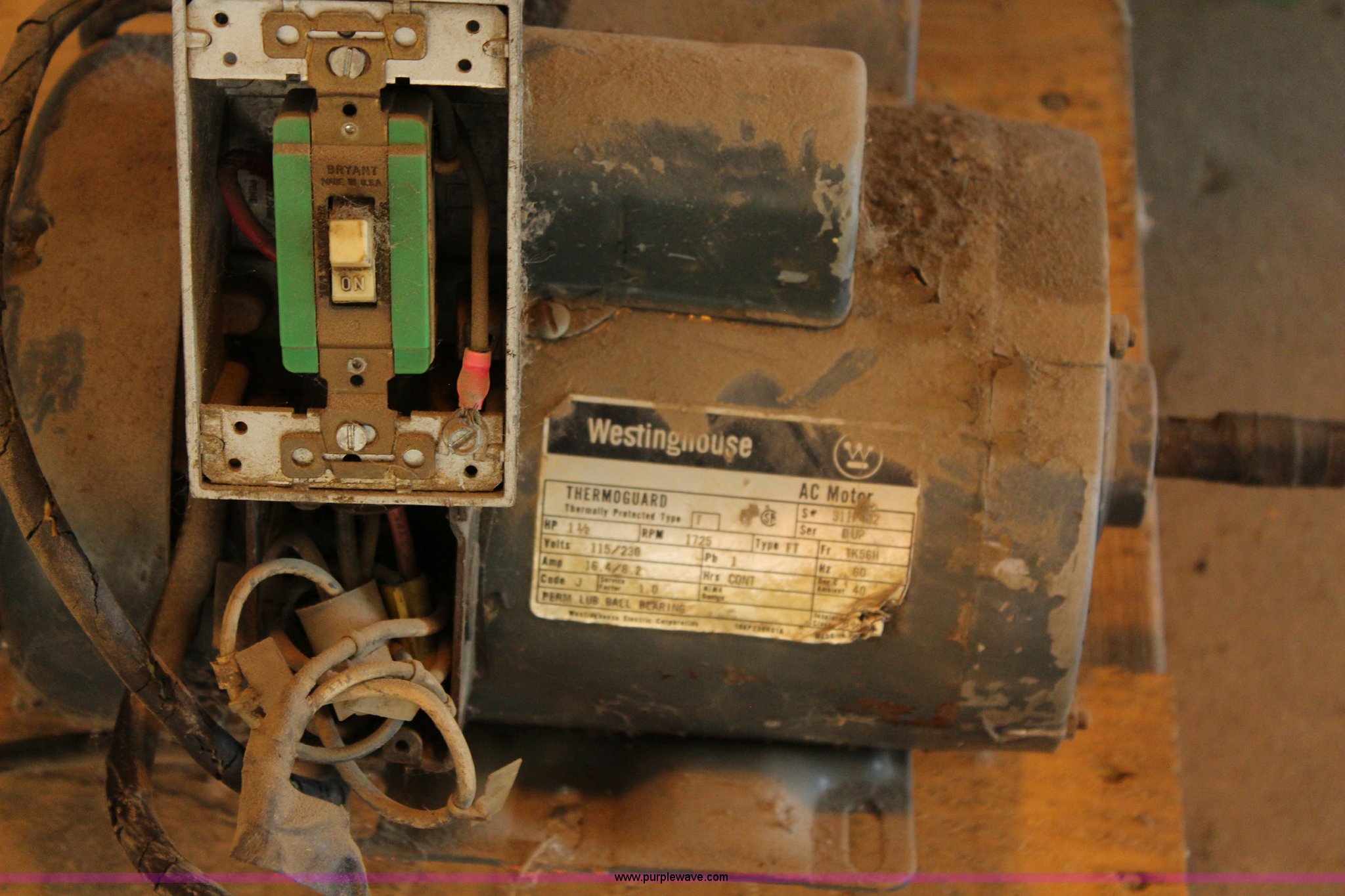 (3) electric motors in Topeka, KS Item BA9087 sold Purple Wave