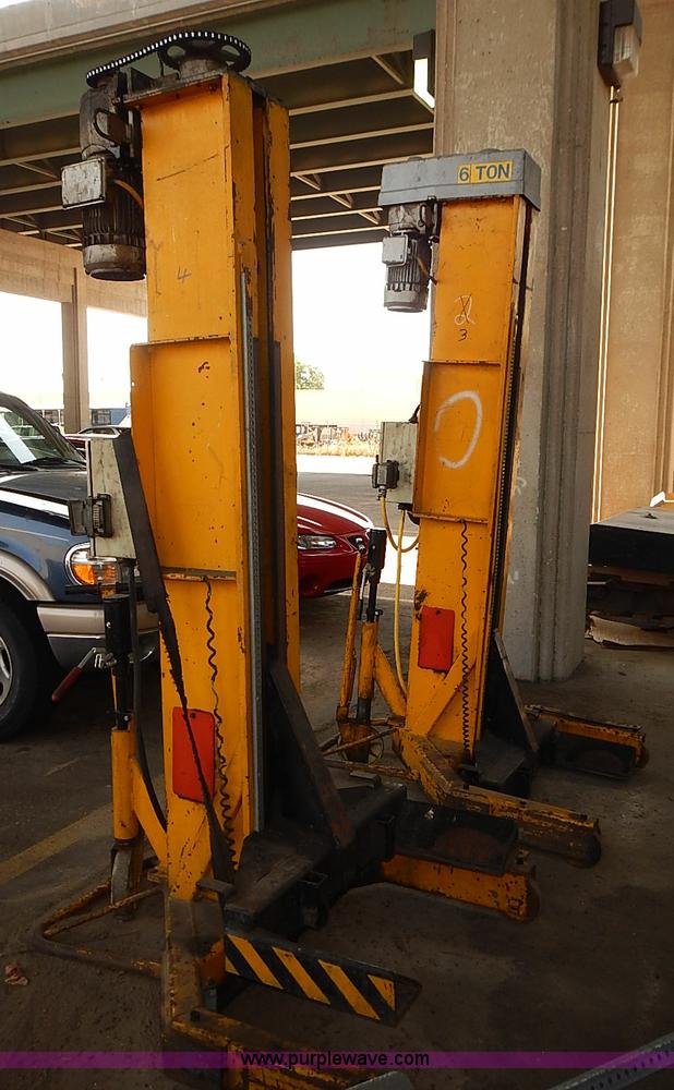image for item AS9006 1983 Sefac four post wheel lift system