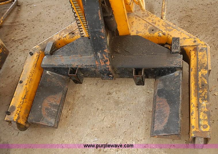 image for item AS9006 1983 Sefac four post wheel lift system