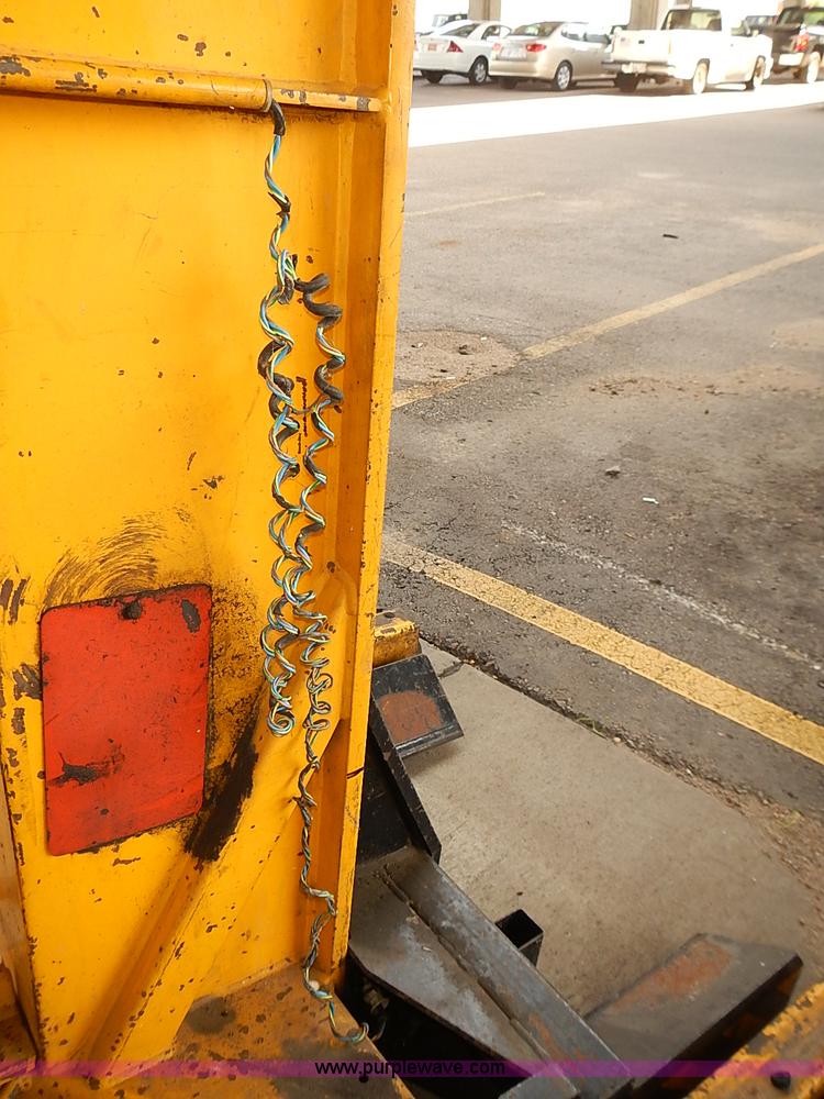 image for item AS9006 1983 Sefac four post wheel lift system