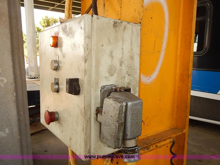 image for item AS9006 1983 Sefac four post wheel lift system