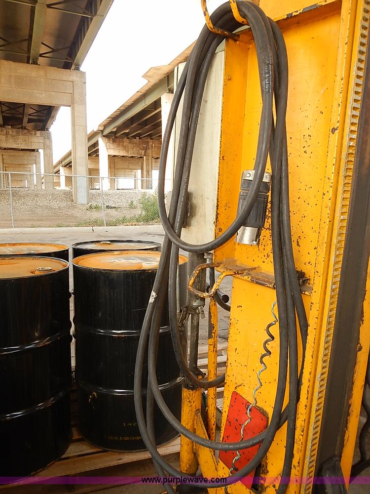 image for item AS9006 1983 Sefac four post wheel lift system