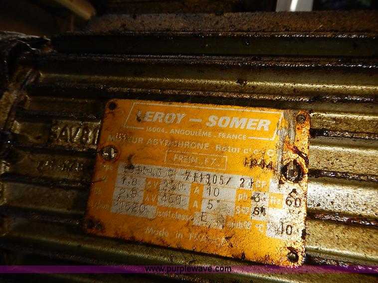 image for item AS9006 1983 Sefac four post wheel lift system