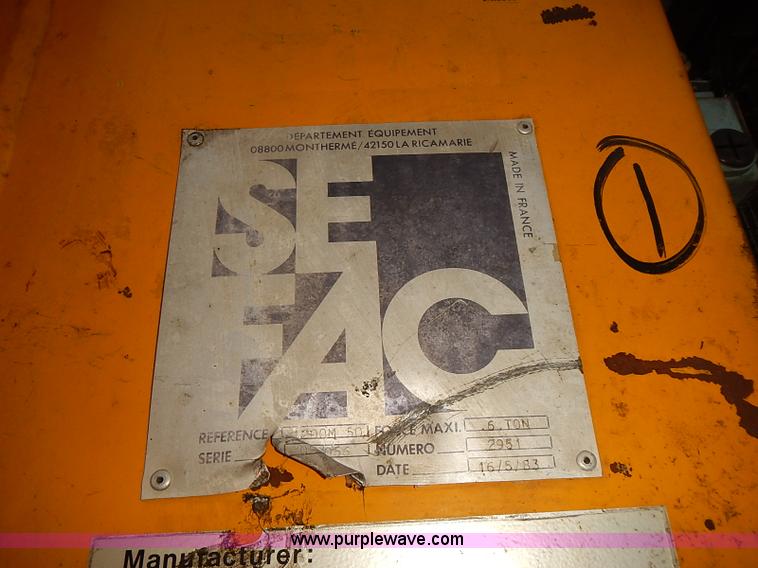 image for item AS9006 1983 Sefac four post wheel lift system