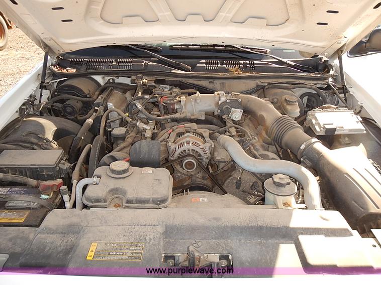 image for item E7758 2006 Ford Crown Victoria Police Interceptor