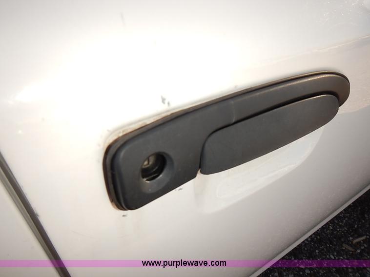 image for item E7758 2006 Ford Crown Victoria Police Interceptor