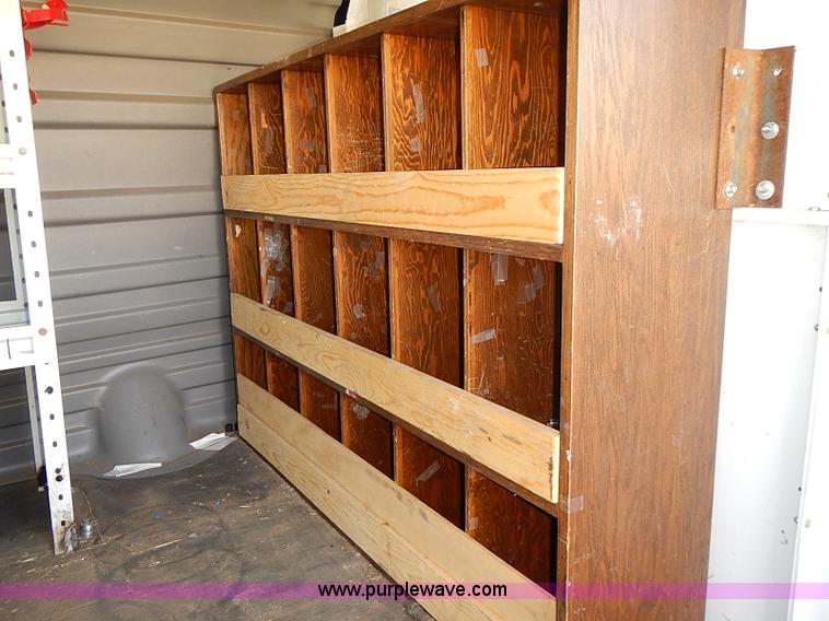 image for item E7760 2003 Chevrolet Express 2500 Cargo van