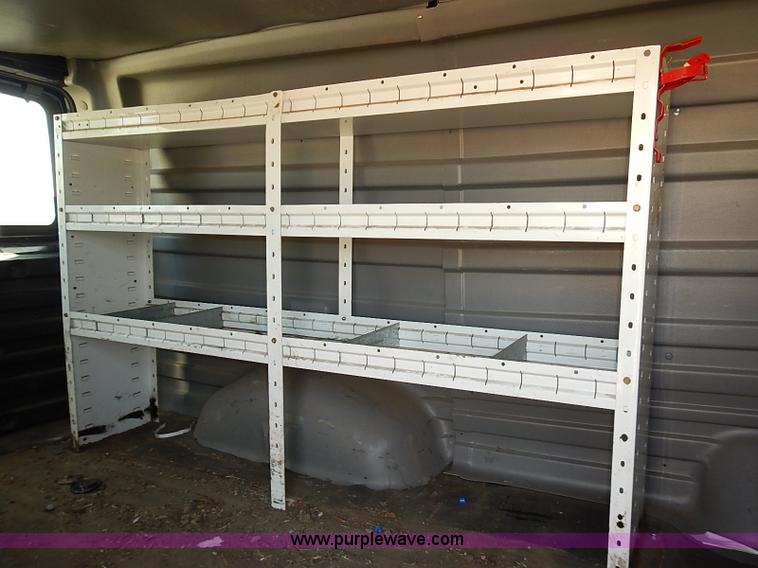 image for item E7760 2003 Chevrolet Express 2500 Cargo van