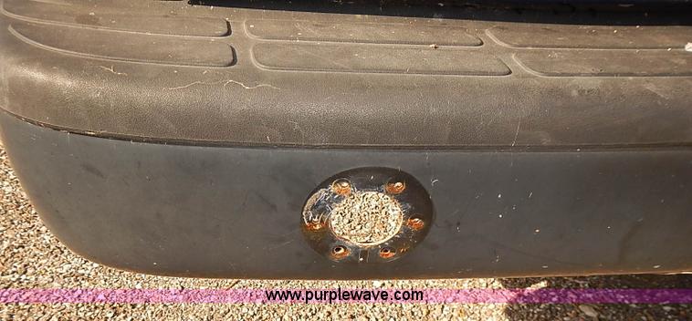 image for item E7760 2003 Chevrolet Express 2500 Cargo van