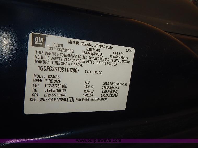 image for item E7760 2003 Chevrolet Express 2500 Cargo van