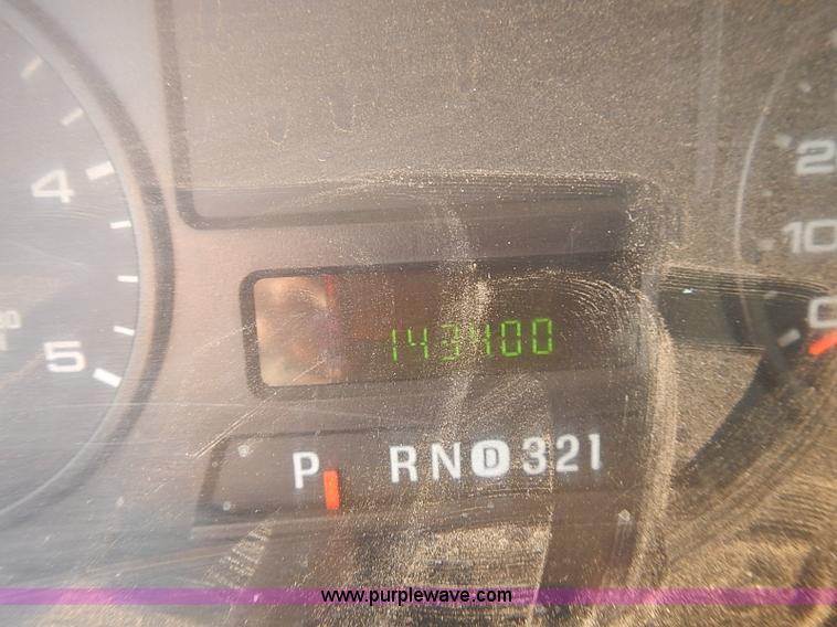 image for item E7761 2006 Ford F250 Super Duty XL SuperCab utility truck