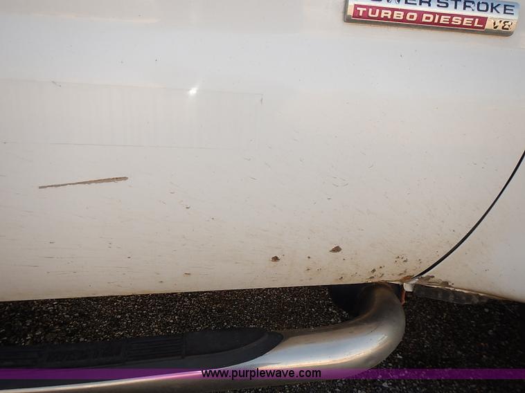 image for item E7761 2006 Ford F250 Super Duty XL SuperCab utility truck