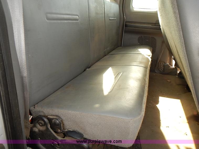 image for item E7761 2006 Ford F250 Super Duty XL SuperCab utility truck