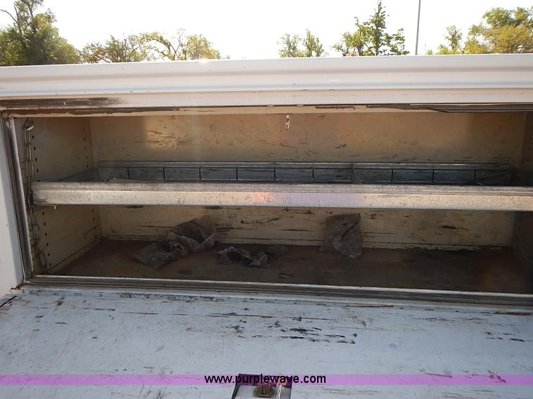 image for item E7761 2006 Ford F250 Super Duty XL SuperCab utility truck