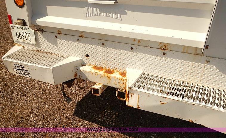 image for item E7761 2006 Ford F250 Super Duty XL SuperCab utility truck