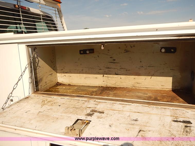 image for item E7761 2006 Ford F250 Super Duty XL SuperCab utility truck