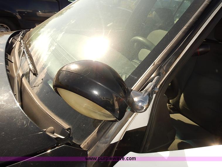 image for item E7763 2009 Ford Crown Victoria Police Interceptor