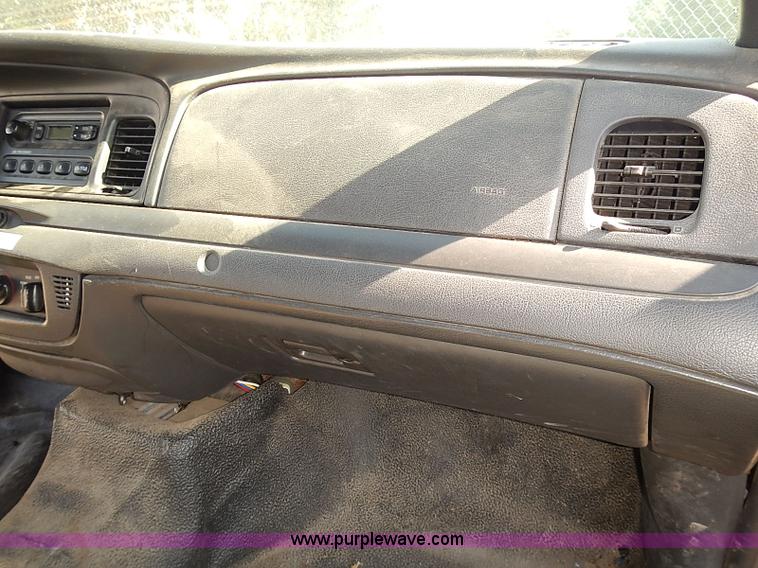 image for item E7763 2009 Ford Crown Victoria Police Interceptor