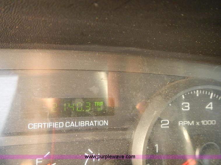 image for item E7763 2009 Ford Crown Victoria Police Interceptor