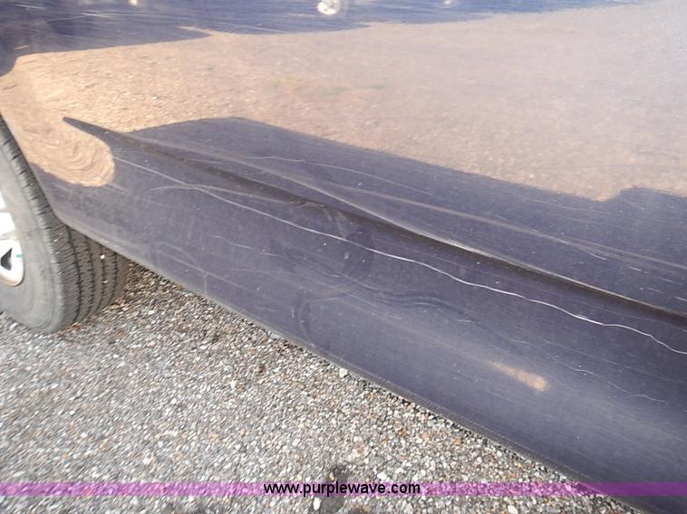 image for item E7765 2002 Ford F150 XL pickup truck