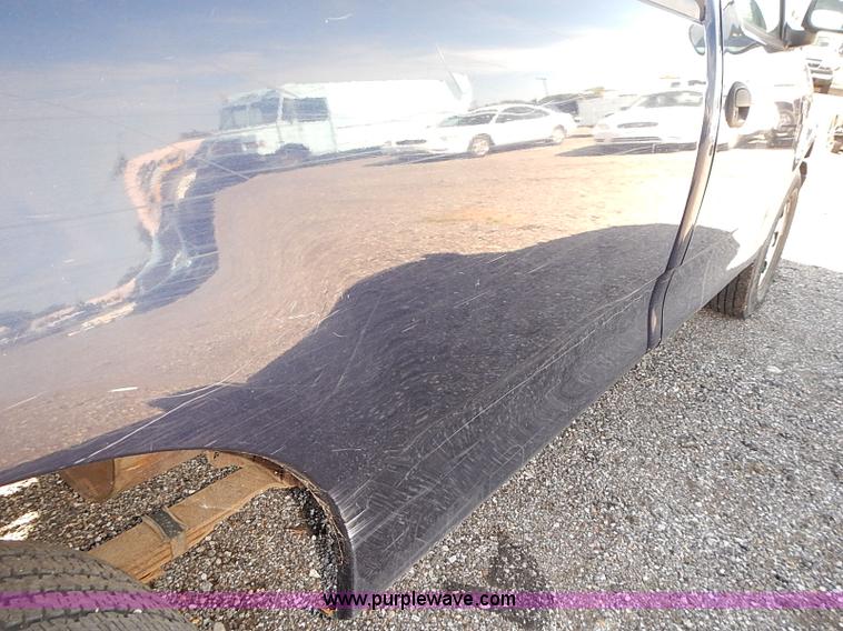 image for item E7765 2002 Ford F150 XL pickup truck