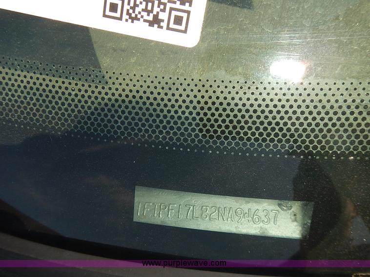 image for item E7765 2002 Ford F150 XL pickup truck