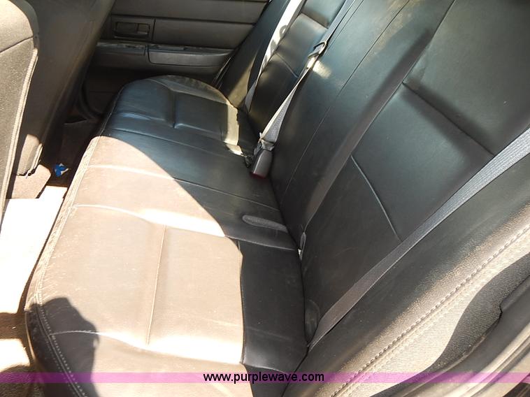 image for item E7766 2009 Ford Crown Victoria Police Interceptor