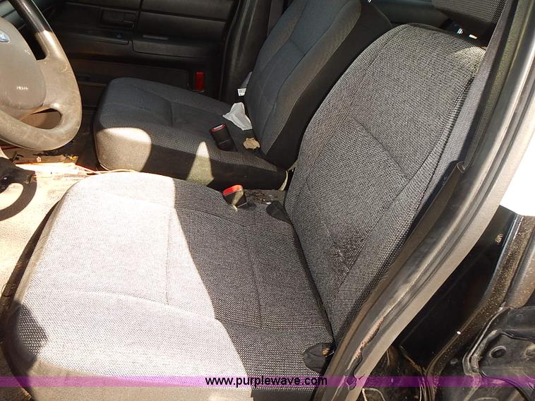 image for item E7766 2009 Ford Crown Victoria Police Interceptor