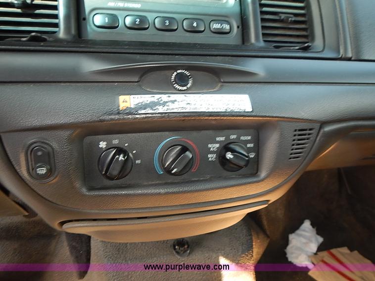 image for item E7766 2009 Ford Crown Victoria Police Interceptor