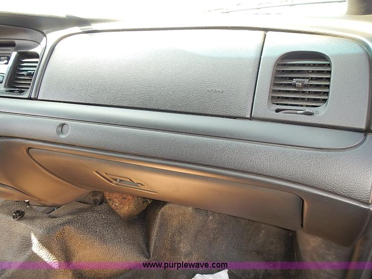 image for item E7766 2009 Ford Crown Victoria Police Interceptor