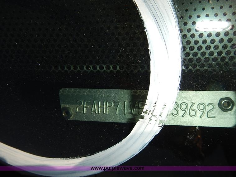 image for item E7766 2009 Ford Crown Victoria Police Interceptor