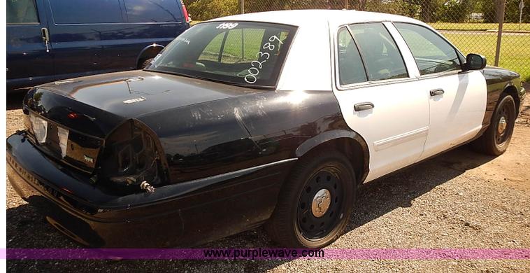 image for item E7771 2011 Ford Crown Victoria Police Interceptor